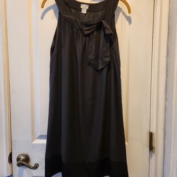 H & M dress - Picture 3 of 4